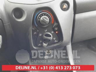 Toyota Aygo Aygo (B40), Hatchback, 2014 1.0 12V VVT-i picture 19