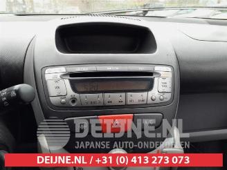 Toyota Aygo Aygo (B10), Hatchback, 2005 / 2014 1.0 12V VVT-i picture 16