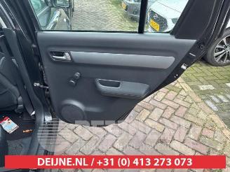 Suzuki Swift Swift (ZA/ZC/ZD1/2/3/9), Hatchback, 2005 / 2015 1.5 VVT 16V picture 21