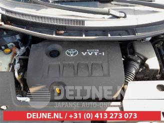 Toyota Auris Auris (E15), Hatchback, 2006 / 2012 1.6 Dual VVT-i 16V picture 16