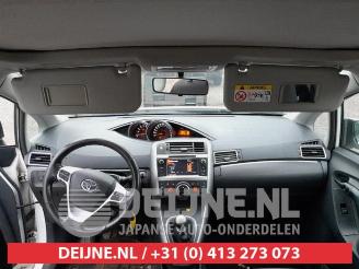 Toyota Verso Verso, MPV, 2009 / 2018 2.0 16V D-4D-F picture 20