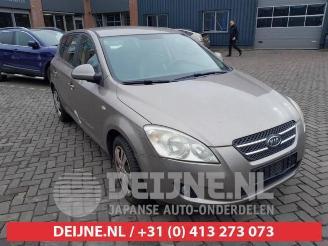 Sloopauto Kia Cee d Cee'd (EDB5), Hatchback 5-drs, 2006 / 2012 1.4 CVVT 16V 2006/12