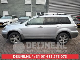 Mitsubishi Outlander Outlander (CU), SUV, 2001 / 2007 2.0 16V 4x4 picture 4
