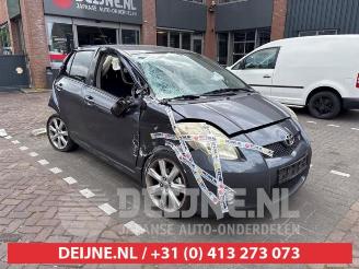 demontáž osobní automobily Toyota Yaris Yaris II (P9), Hatchback, 2005 / 2014 1.8 16V VVT-i TS 2007/4