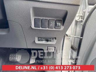 Toyota Prius Plus Prius Plus (ZVW4), MPV, 2011 1.8 Hybrid 16V picture 15