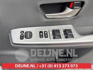 Toyota Prius Plus Prius Plus (ZVW4), MPV, 2011 1.8 Hybrid 16V picture 12