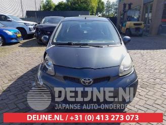 Toyota Aygo Aygo (B10), Hatchback, 2005 / 2014 1.0 12V VVT-i picture 2