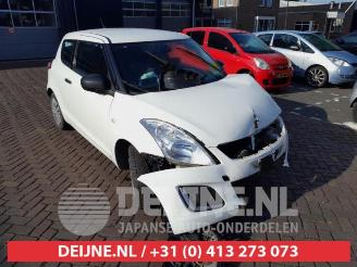 Coche siniestrado Suzuki Swift Swift (ZA/ZC/ZD), Hatchback, 2010 / 2017 1.2 16V 2016