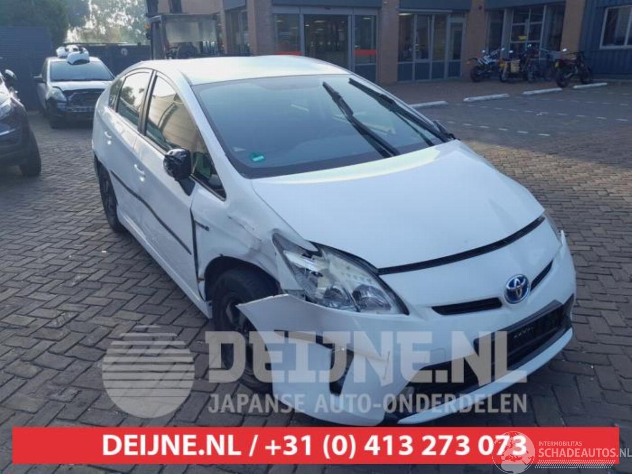 Toyota Prius Prius (ZVW3), Hatchback, 2009 / 2016 1.8 16V