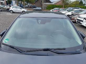 Mazda 3  picture 9