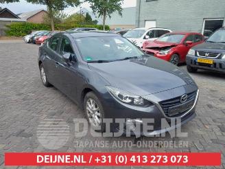 Uttjänta bilar auto Mazda 3 3 (BM/BN), Sedan, 2013 / 2019 2.2 SkyActiv-D 150 16V 2015/6