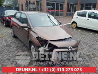 krockskadad bil machine Hyundai I-20 i20 (GBB), Hatchback, 2014 / 2020 1.1 CRDi VGT 12V 2017/2