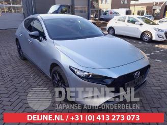 Vrakbiler auto Mazda 3 3 Sport (BP), Hatchback, 2018 2.0 SkyActiv-X M Hybrid 16V 2022/9