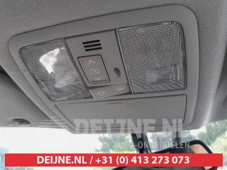 Toyota Auris Touring Sports Auris Touring Sports (E18), Combi, 2013 / 2018 1.8 16V Hybrid picture 18