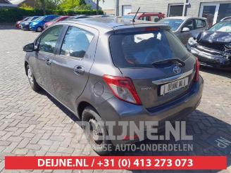 Toyota Yaris Yaris III (P13), Hatchback, 2010 / 2020 1.0 12V VVT-i picture 5