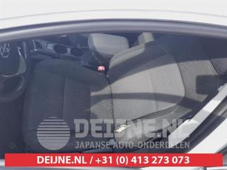 Toyota Auris Touring Sports Auris Touring Sports (E18), Combi, 2013 / 2018 1.8 16V Hybrid picture 15