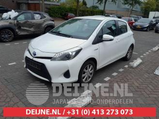 Toyota Yaris Yaris III (P13), Hatchback, 2010 / 2020 1.5 16V Hybrid picture 3