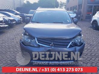 Mitsubishi Outlander Outlander (CW), SUV, 2006 / 2012 3.0 V6 24V Mivec 4x4 picture 2