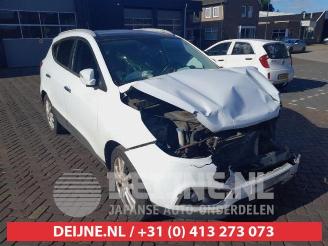 Vrakbiler auto Hyundai Ix35 iX35 (LM), SUV, 2009 / 2015 2.0 CRDi 16V 4x4 2010/5