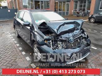 Uttjänta bilar auto Toyota Auris Auris (E18), Hatchback 5-drs, 2012 / 2019 1.8 16V Hybrid 2015/3