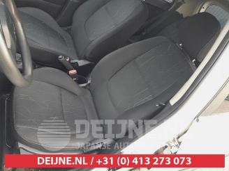 Kia Picanto Picanto (TA), Hatchback, 2011 / 2017 1.2 16V picture 15