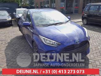 Uttjänta bilar auto Toyota Yaris Yaris IV (P21/PA1/PH1), Hatchback, 2020 1.5 12V Hybrid 115 2021/6