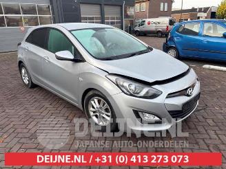  Hyundai I-30 i30 (GDHB5), Hatchback, 2011 1.6 GDI Blue 16V 2013/5