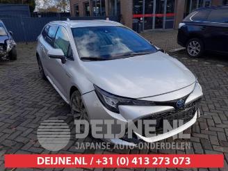 Vrakbiler auto Toyota Corolla Corolla Touring Sport (E21/EH1), Combi, 2019 2.0 16V Hybrid 2022/6