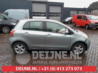 Toyota Yaris Yaris II (P9), Hatchback, 2005 / 2014 1.3 16V VVT-i picture 8