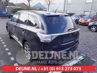 Mitsubishi Outlander Outlander (GF/GG), SUV, 2012 / 2022 2.0 16V PHEV 4x4 picture 5