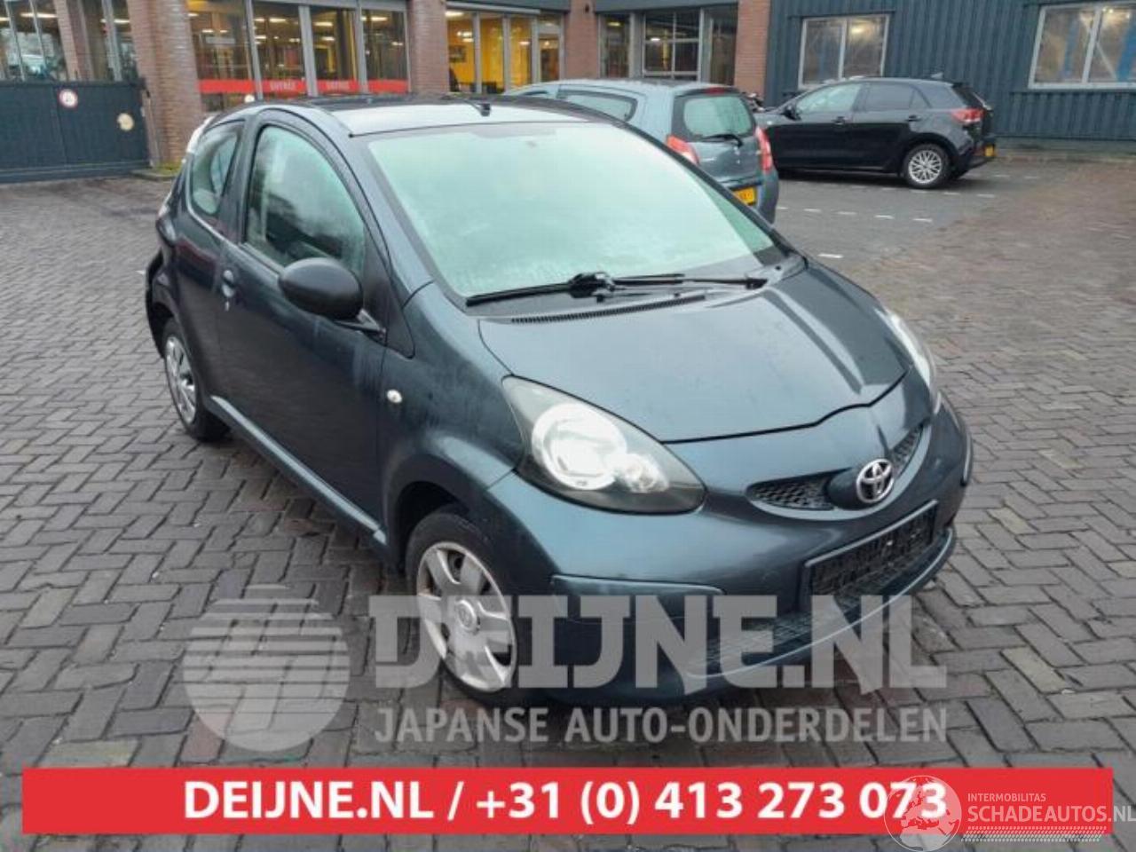 Toyota Aygo Aygo (B10), Hatchback, 2005 / 2014 1.0 12V VVT-i
