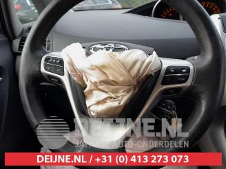 Toyota Verso Verso, MPV, 2009 / 2018 1.8 16V VVT-i picture 24