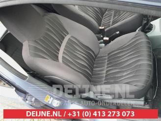 Nissan Pixo Pixo (D31S), Hatchback, 2009 1.0 12V picture 16