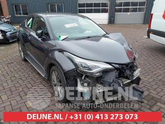 Uttjänta bilar auto Toyota C-HR C-HR (X1,X5), SUV, 2016 2.0 16V Hybrid 2022/7