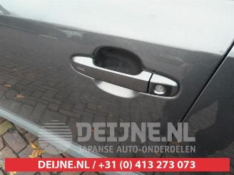 Toyota C-HR C-HR (X1,X5), SUV, 2016 1.8 16V Hybrid picture 10