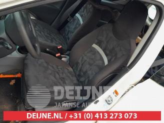 Suzuki Alto Alto, Hatchback 5-drs, 2009 1.0 12V picture 12