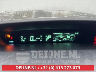 Toyota Prius Prius (ZVW3), Hatchback, 2009 / 2016 1.8 16V picture 9