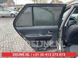 Kia Carens Carens III (FG), MPV, 2006 / 2013 2.0i CVVT 16V picture 18