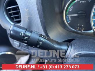Toyota Yaris Yaris III (P13), Hatchback, 2010 / 2020 1.5 16V Hybrid picture 13