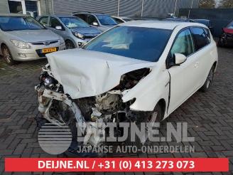 Toyota Auris Auris (E18), Hatchback 5-drs, 2012 / 2019 1.8 16V Hybrid picture 3