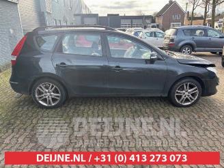 Hyundai I-30 i30 Crosswagon (WWH), Combi, 2007 / 2012 1.6 CVVT 16V picture 8