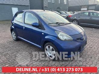 Vrakbiler auto Toyota Aygo Aygo (B10), Hatchback, 2005 / 2014 1.0 12V VVT-i 2007/8