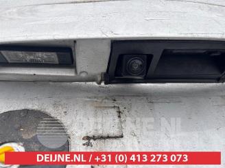 Nissan Pulsar Pulsar (C13), Hatchback, 2013 1.2 DIG-T 16V picture 22