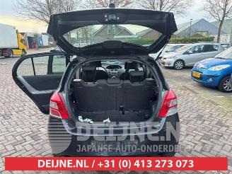 Toyota Yaris Yaris II (P9), Hatchback, 2005 / 2014 1.0 12V VVT-i picture 18
