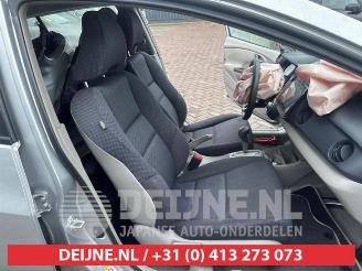Honda Insight Insight (ZE2), Hatchback, 2009 / 2013 1.3 16V VTEC picture 23