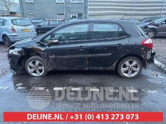 Toyota Auris Auris (E15), Hatchback, 2006 / 2012 1.8 16V HSD Full Hybrid picture 4