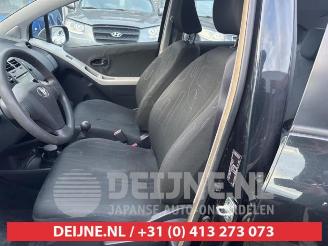 Toyota Yaris Yaris II (P9), Hatchback, 2005 / 2014 1.0 12V VVT-i picture 23