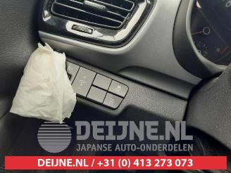 Kia Stonic Stonic (YB), SUV, 2017 1.4 MPI 16V picture 15