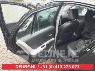 Toyota Yaris Yaris II (P9), Hatchback, 2005 / 2014 1.3 16V VVT-i picture 12