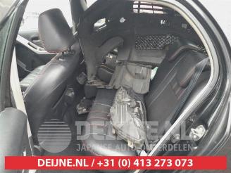 Toyota Yaris Yaris II (P9), Hatchback, 2005 / 2014 1.3 16V VVT-i picture 14